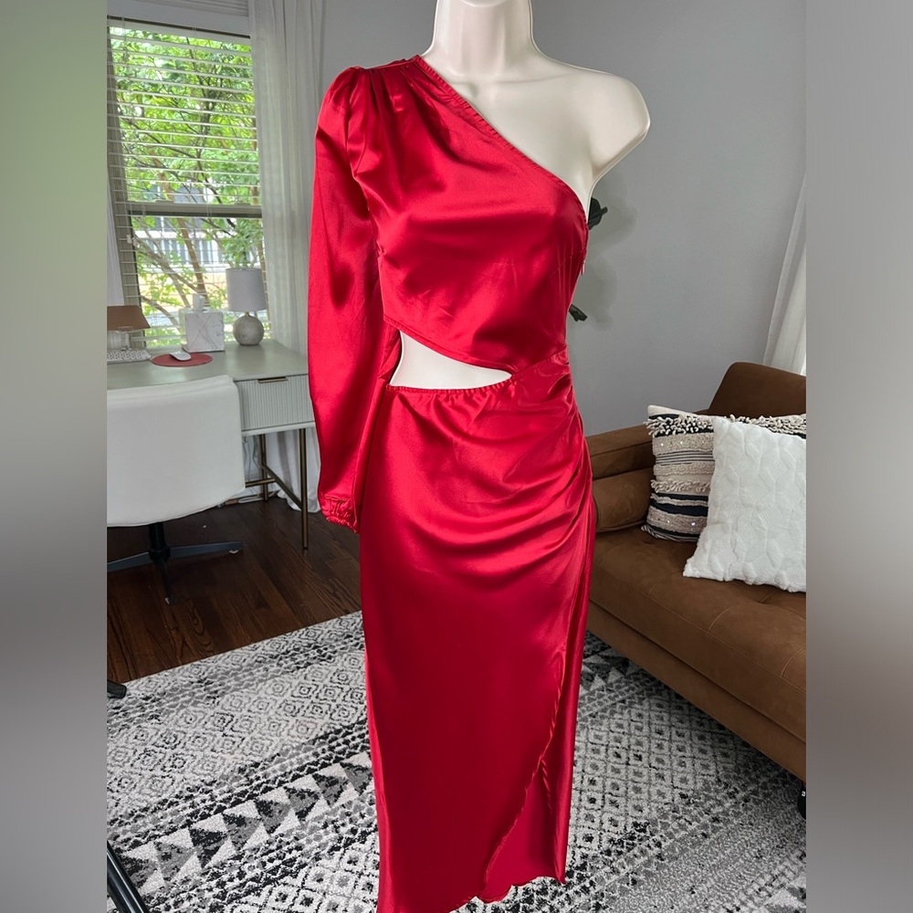 Hello Molly Size 10 high-low one shoulder satin red dress with side zipper